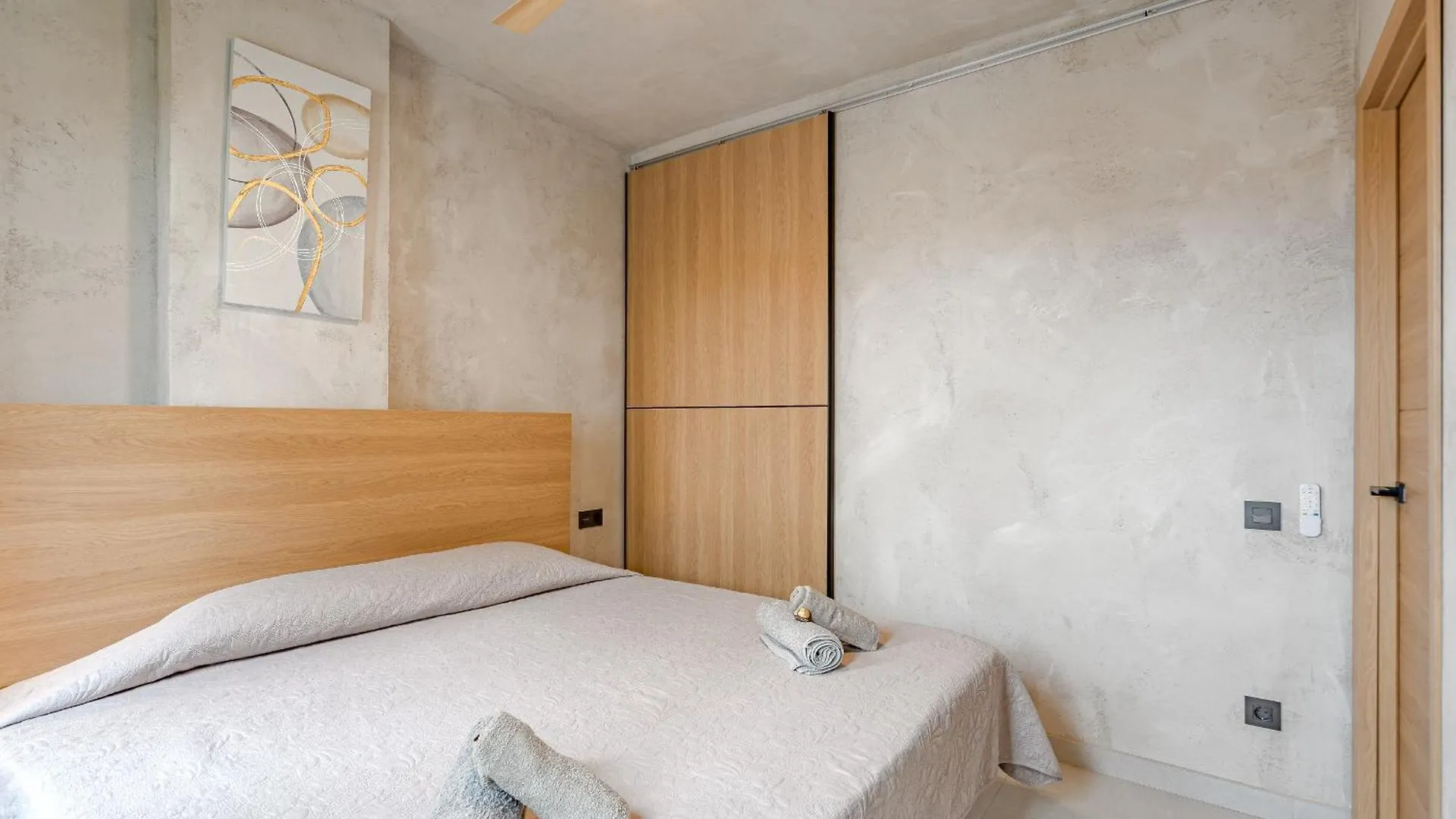 Bali Smart Home Hi-End Services Media Streaming Costa Adeje  0*, Costa Adeje (Tenerife) Spanje